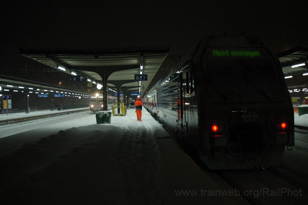 DSC_8235.JPG - SBB-CFF Re 450.113-6 "Humlikon / Adlikon" / Ziegelbrücke 29.12.2014