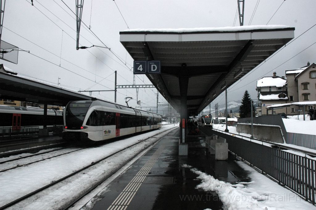 3428-0043-030115.jpg - Thurbo RABe 526.775-2 + RABe 526.793-5 / Wattwil 3.1.2015