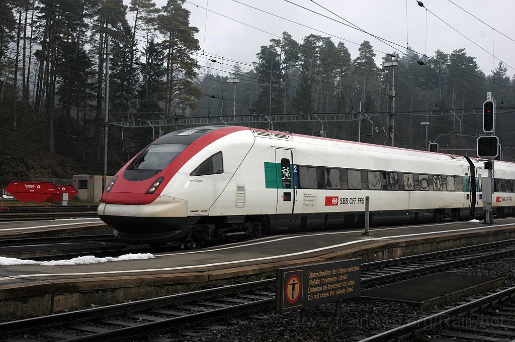 3436-0044-070115.jpg - SBB-CFF ICN RABDe 500.032 "Henri Dufaux" / Arth-Goldau 7.1.2015