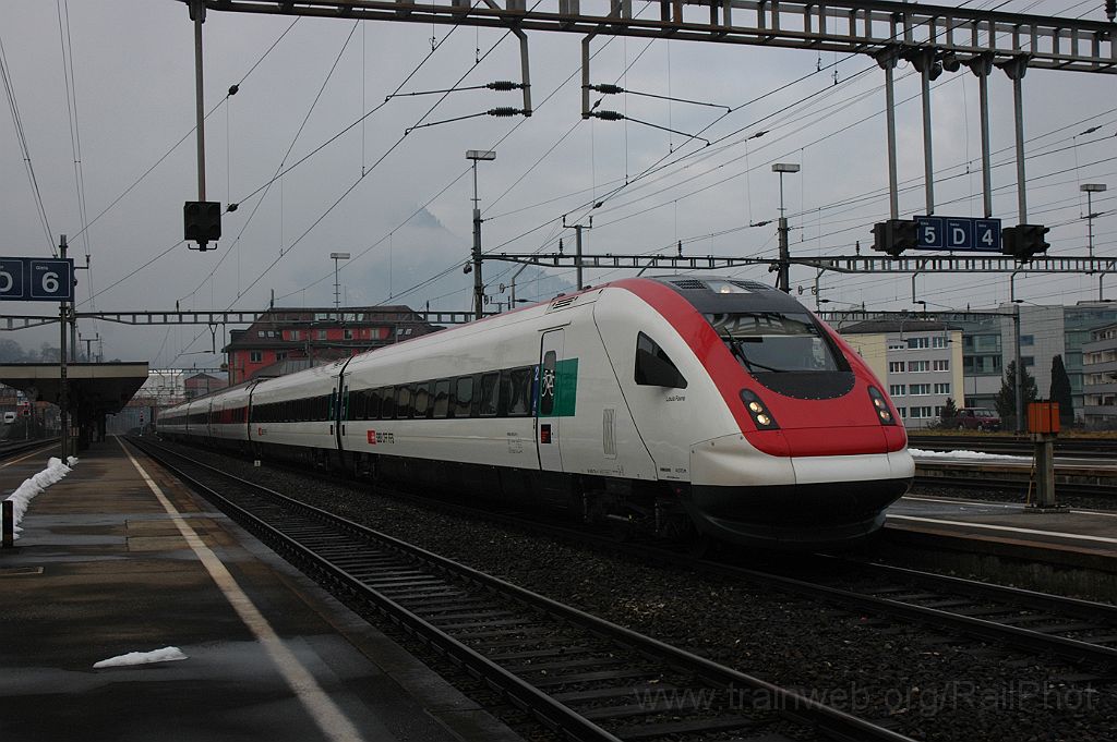 3438-0036-070115.jpg - SBB-CFF ICN RABDe 500.031-0 "Louis Favre" / Arth-Goldau 7.1.2015