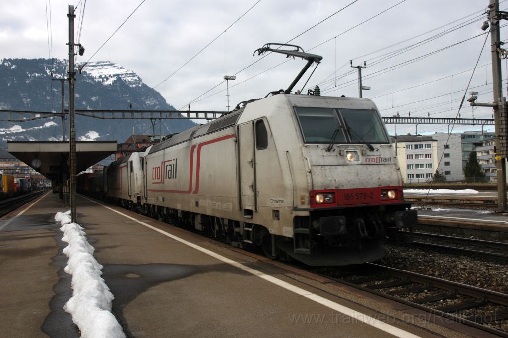 3445-0049-070115.jpg - Crossrail 185.578-2 "Christine" + 185.580-8 "Jana" / Arth-Goldau 7.1.2015