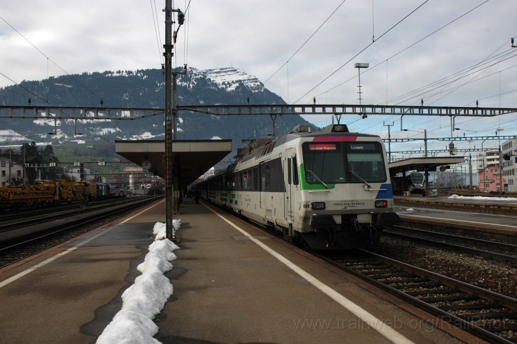 3446-0049-070115.jpg - SOB RBDe 561.082-9 / Arth-Goldau 7.1.2015