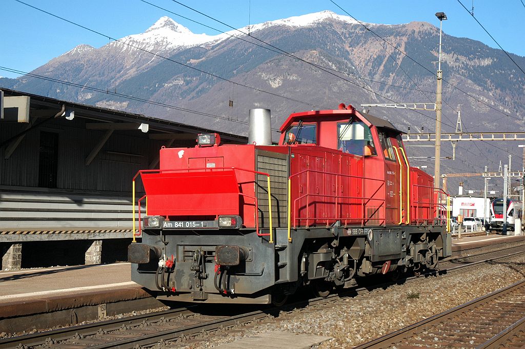 3458-0039-120115.jpg - SBB-CFF Am 841.015-1 / Bellinzona 12.1.2015