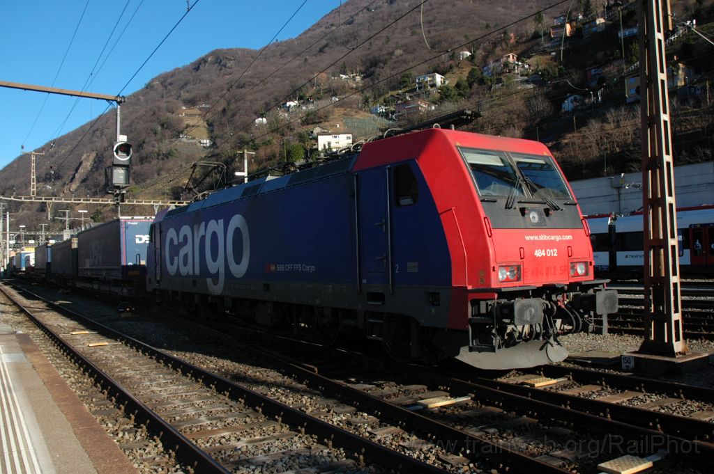 3458-0048-120115.jpg - SBB-CFF Re 484.012-0 / Bellinzona 12.1.2015