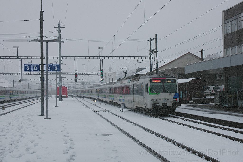 3473-0006-170115.jpg - SOB RBDe 561.083-7 "Richterswil-Samstagern" / Herisau 17.1.2015
