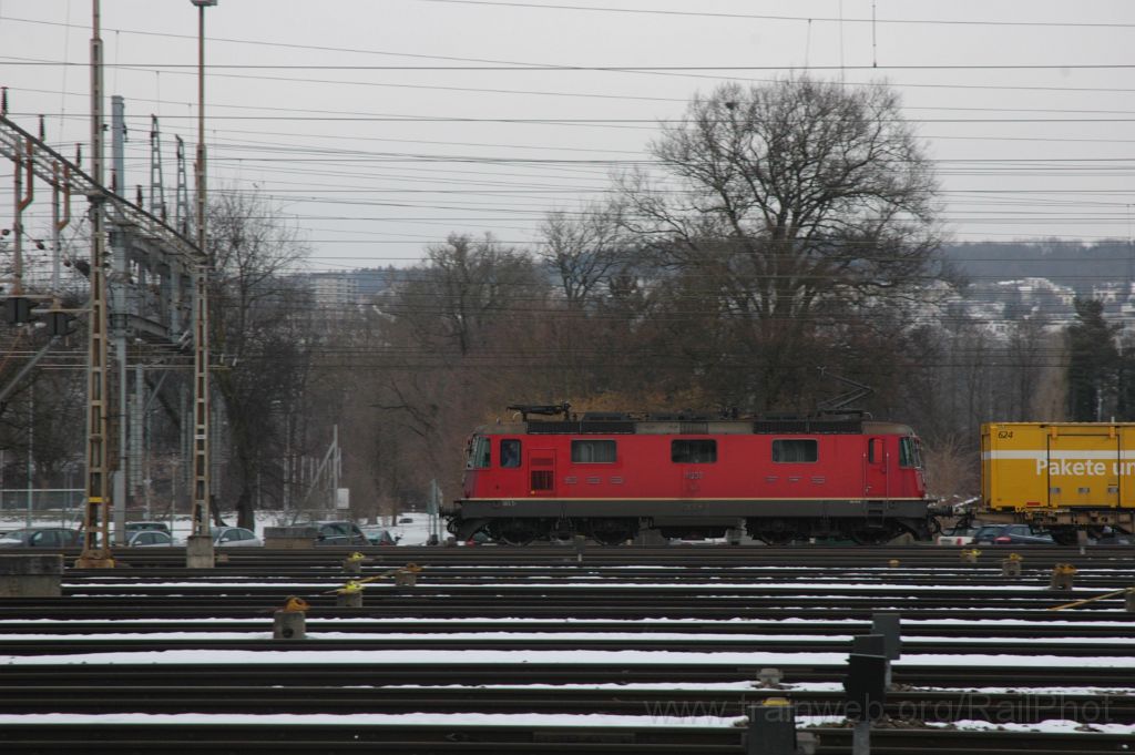 3495-0037-090215.jpg - SBB-CFF Re 4/4'' 11233 / Zürich-Mülligen 9.2.2015
