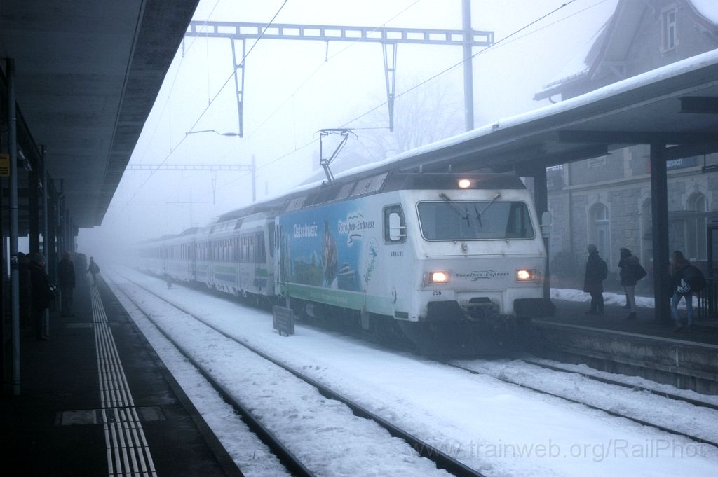 3498-0024-120215.jpg - SOB Re 456.096-7 "Wattwil" / Uznach 12.2.2015
