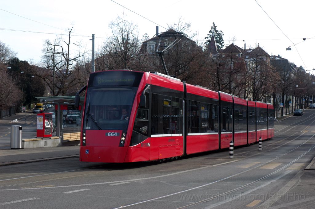 3500-0048-130215.jpg - BernMobil Be 4/8 664 / Helvetiaplatz 13.2.2015