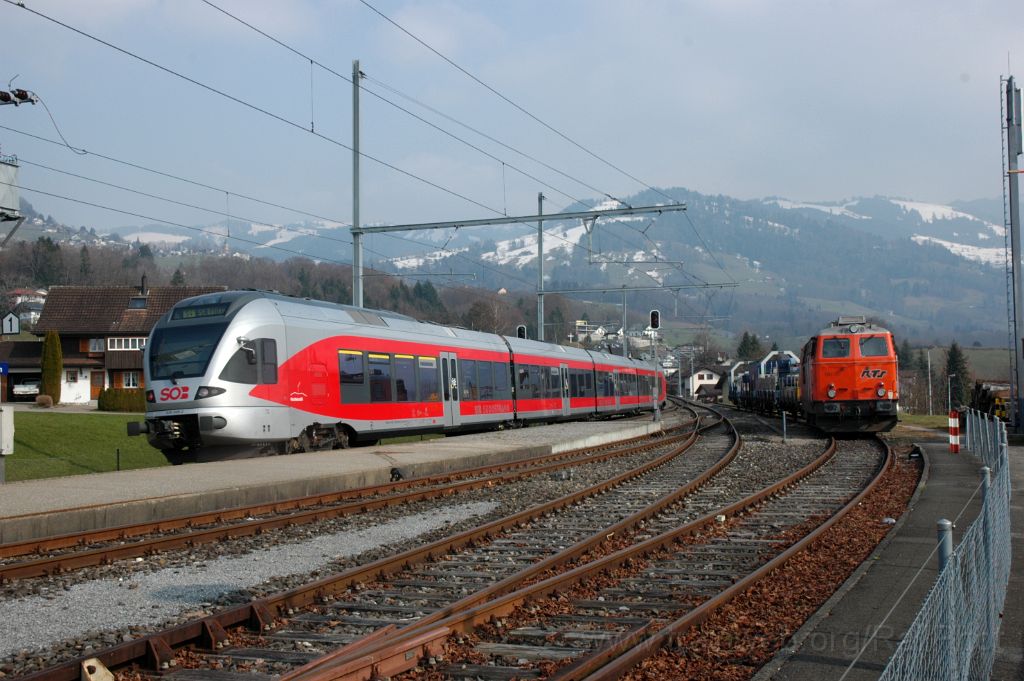 3511-0041-140315.jpg - RTS 2143.077 + SOB RABe 526.049-2 "Hochstückli" / Kaltbrunn 14.3.2015
