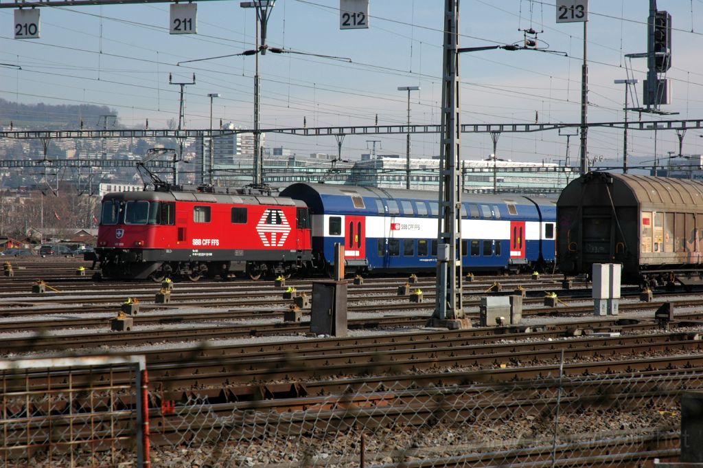3514-0006-160315.jpg - SBB-CFF Re 420.223-0 / Zürich-Mülligen 16.3.2015