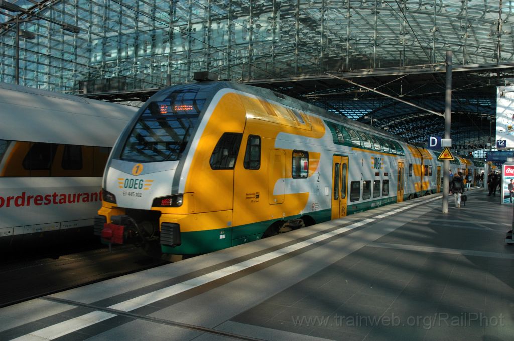 3516-0021-190315.jpg - ODEG 445.102 / Berlin Hbf 19.3.2015