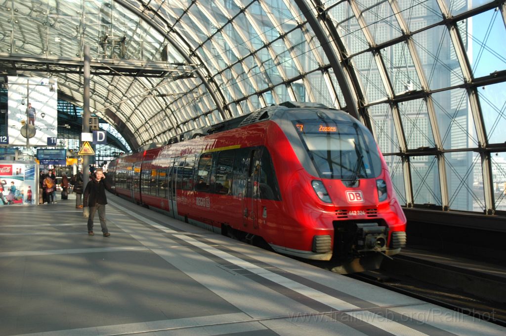 3517-0009-190315.jpg - DBAG 442.324-0 / Berlin Hbf 19.3.2015