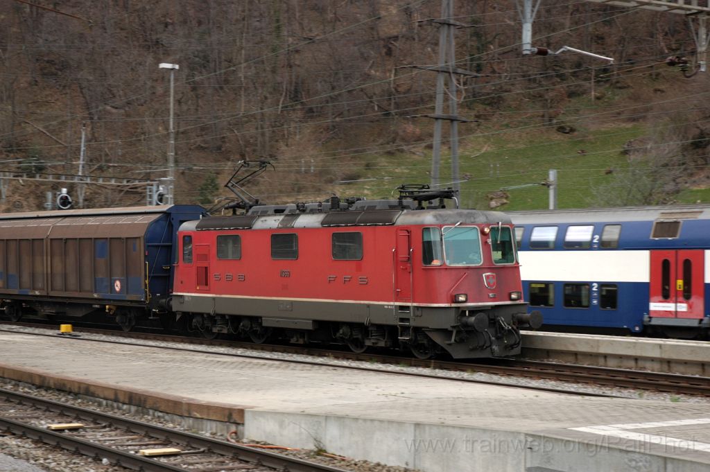3527-0022-280315.jpg - SBB-CFF Re 4/4''' 11369 / Ziegelbrücke 28.3.2015