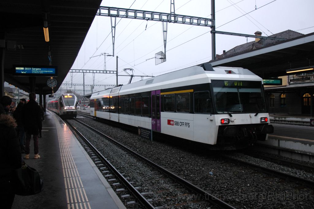 3528-0005-020415.jpg - Thurbo RABe 526.687-9 + SOB RABe 526.057-5 "Gonzen" / Wattwil 2.4.2015