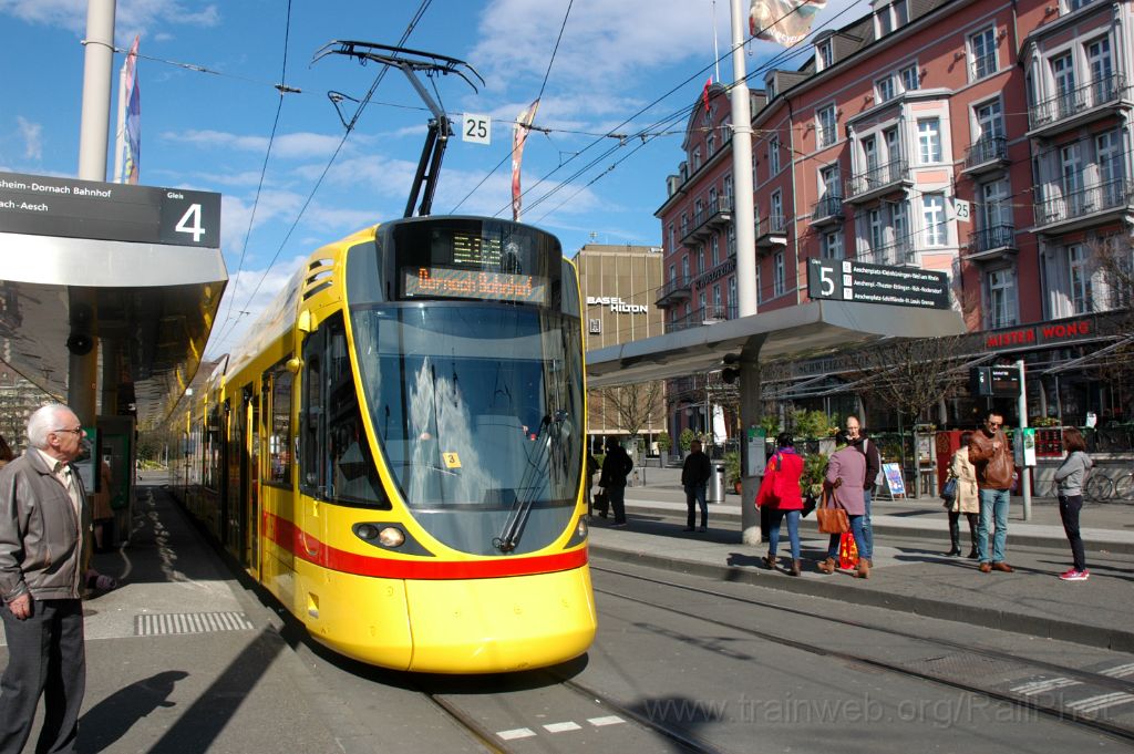 3533-0006-050415.jpg - BLT Be 6/10 162 "Aesch" / Centralbahnplatz 5.4.2015