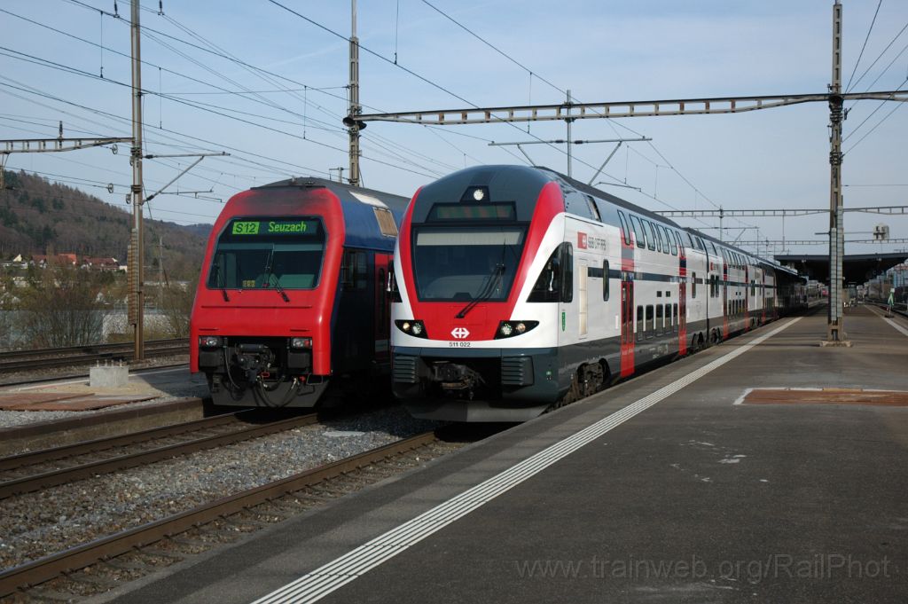 3539-0015-100415.jpg - SBB-CFF Bt 50 85 26-33 950-4 + RABe 511.022 / Killwangen-Spreitenbach 10.4.2015