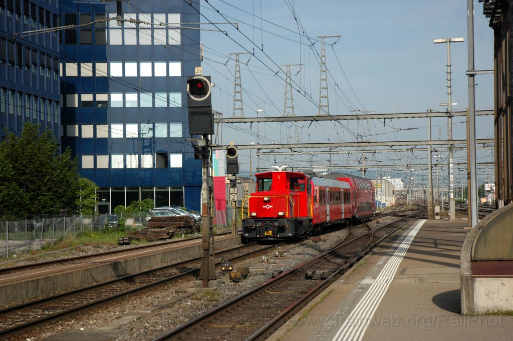 3548-0021-130515.jpg - SZU Tm 233.911-7 / Zürich-Altstetten 13.5.2015