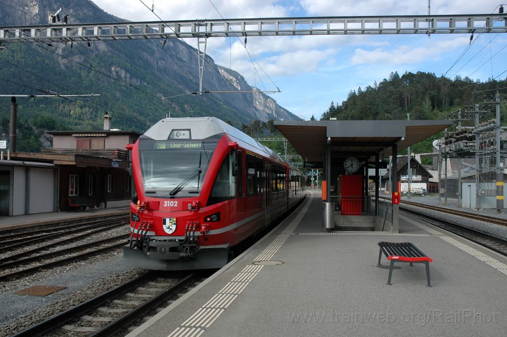 3552-0044-160515.jpg - RhB ABe 4/16 3102 "Richard La Nicca" / Reichenau - Tamins 16.5.2015