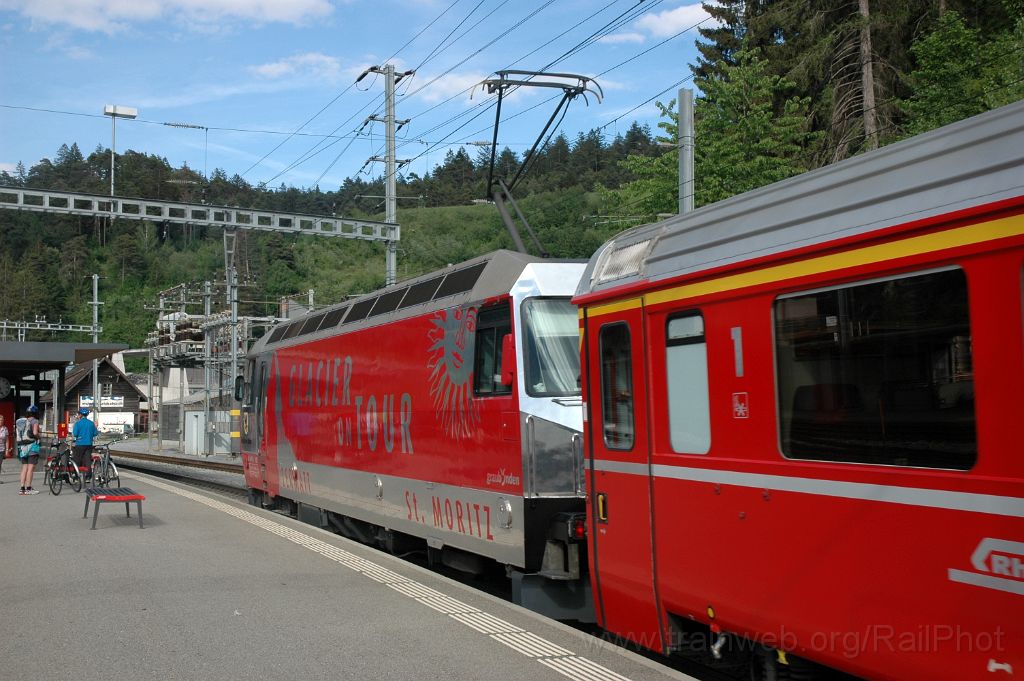 3553-0002-160515.jpg - RhB Ge 4/4''' 651 "Fideris" / Reichenau - Tamins 16.5.2015
