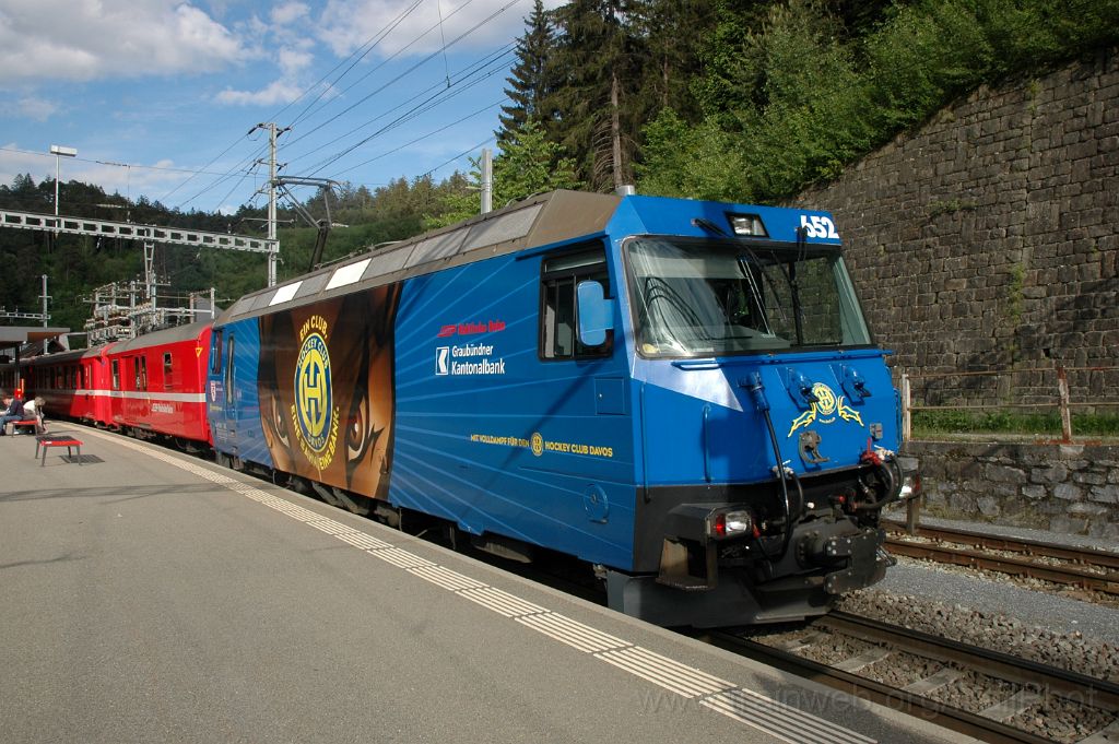 3554-0005-160515.jpg - RhB Ge 4/4''' 652 "Obervaz" / Reichenau - Tamins 16.5.2015