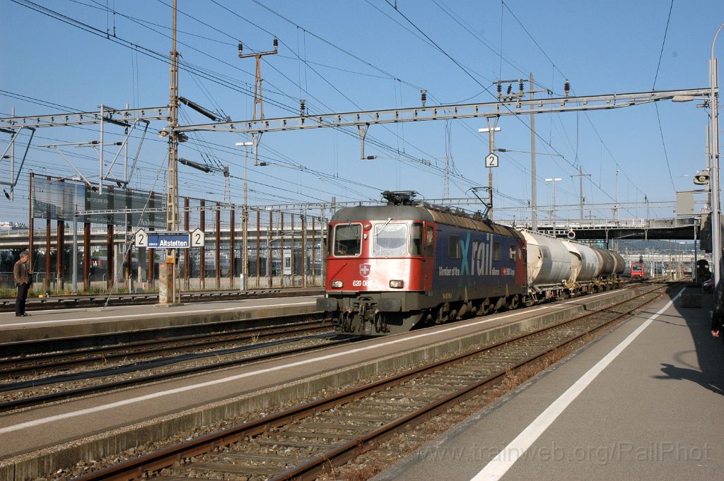 3564-0004-270515.jpg - SBB-CFF Re 620.088-5 "Linthal" / Zürich-Altstetten 27.5.2015