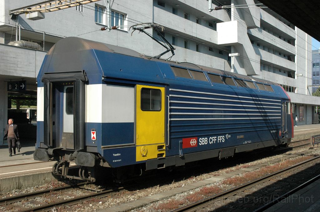 3566-0003-280515.jpg - SBB-CFF Re 450.008-8 "Riesbach" / Zürich-Altstetten 28.5.2015