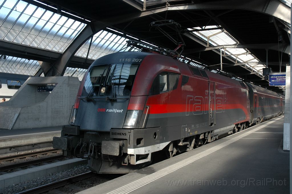 3589-0012-170615.jpg - ÖBB 1116.207 / Zürich HB 17.6.2015