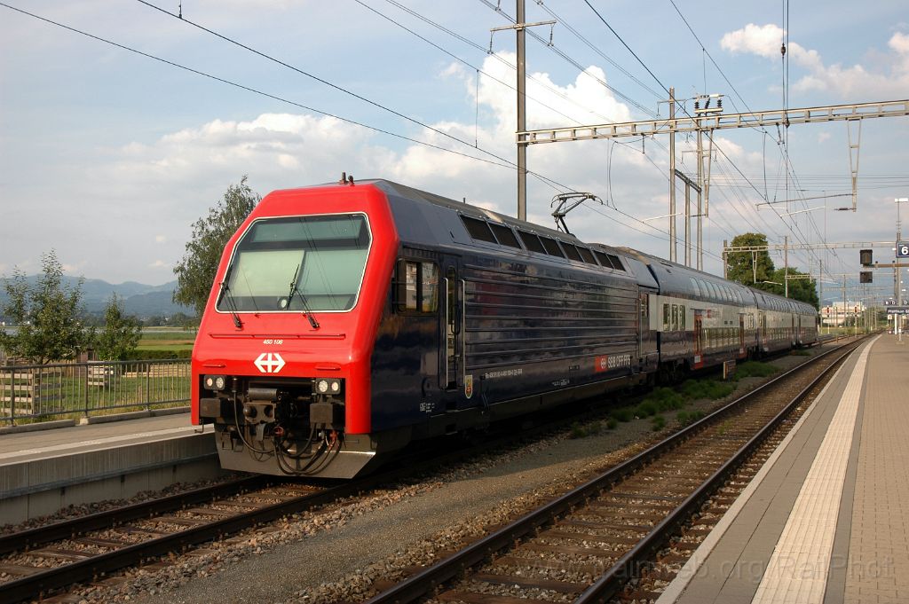3591-0013-170615.jpg - SBB-CFF Re 450.106-0 "Winterthur-Töss" / Pfäffikon SZ 17.6.2015