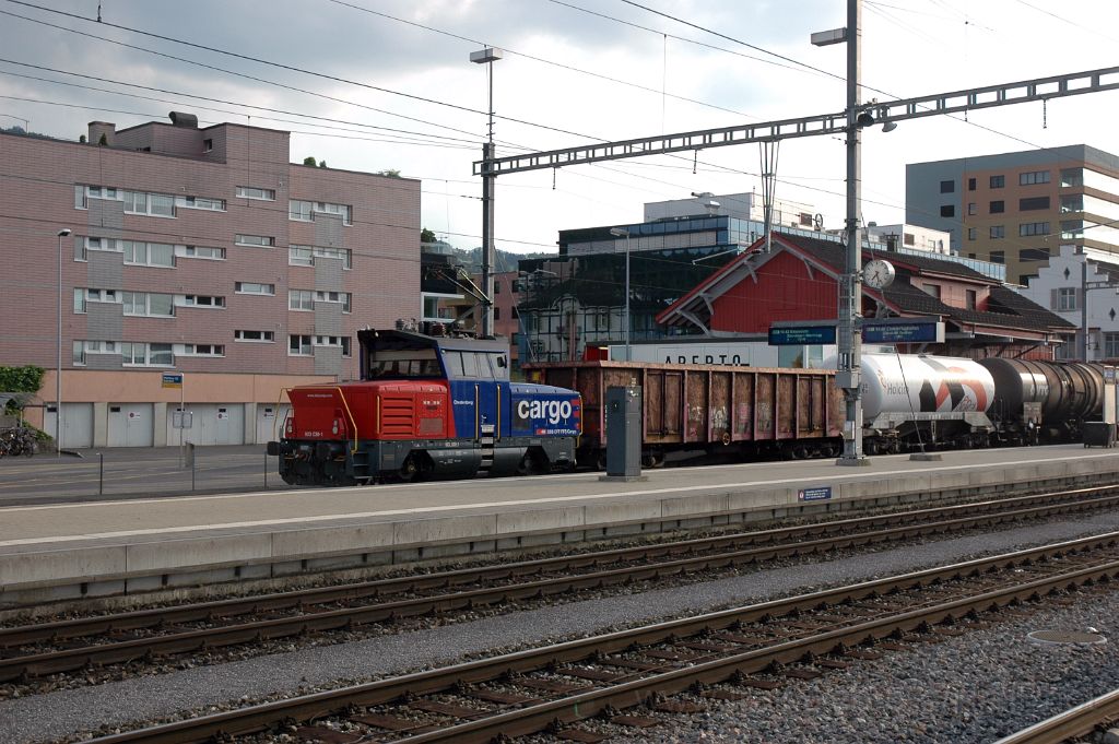 3591-0035-170615.jpg - SBB-CFF Eem 923.030-1 "Chestenberg" / Pfäffikon SZ 17.6.2015