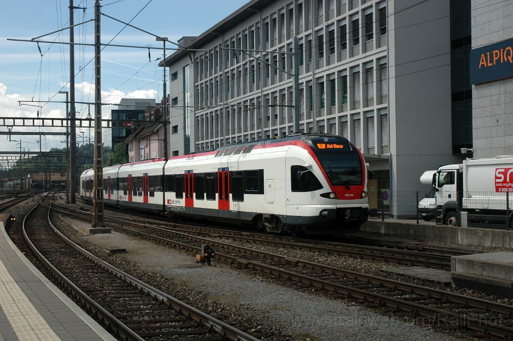 3599-0005-190615.jpg - SBB-CFF RABe 523.045 / Olten 19.6.2015