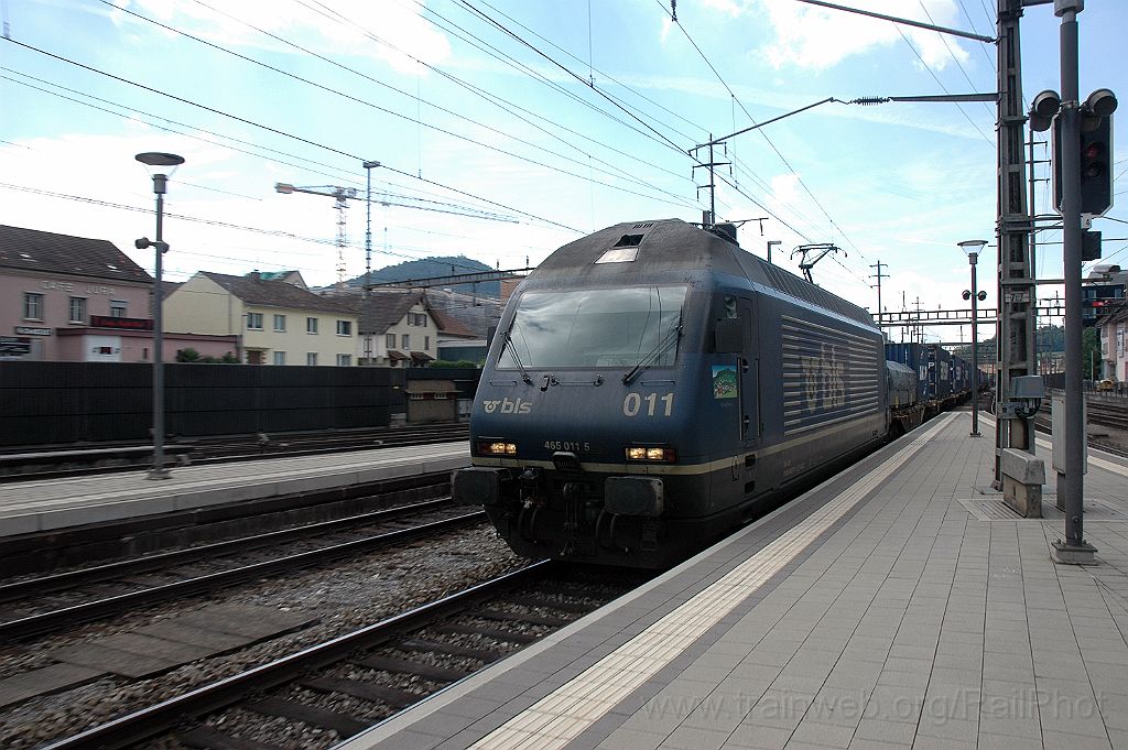3600-0029-190615.jpg - BLS Re 465.011-5 "Wiesenberg" / Olten 19.6.2015