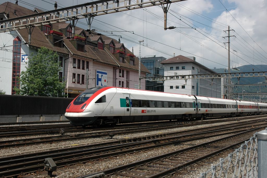 3605-0010-190615.jpg - SBB-CFF ICN RABDe 500.032 "Henri Dufaux" / Olten 19.6.2015