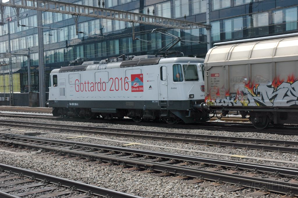 3607-0009-190615.jpg - SBB-CFF Re 420.268-5 "Gottardo 2016" / Olten 19.6.2015