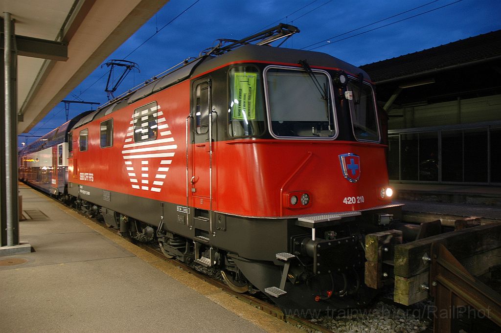 3608-0021-190615.jpg - SBB-CFF Re 420.210-7 / Wil 19.6.2015