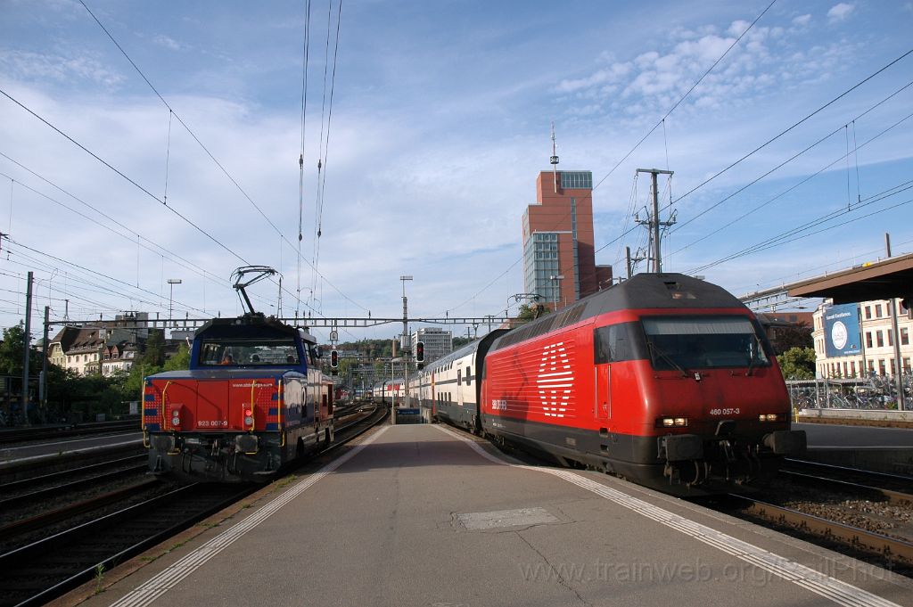 3626-0034-290615.jpg - SBB-CFF Eem 923.007-9 "Schoren" + Re 460.057-3 "Val-de-Ruz" / Winterthur 29.6.2015