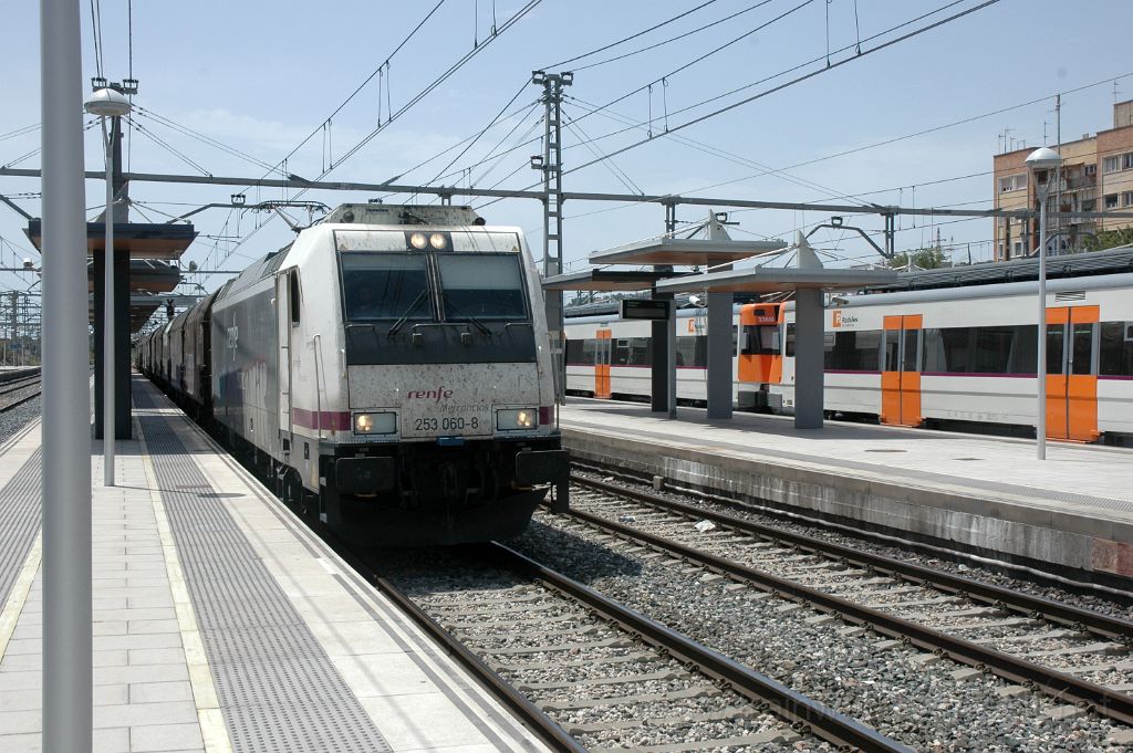 3631-0017-030715.jpg - Renfe 253.060-8 / Sant Vicenç de Calders 3.7.2015
