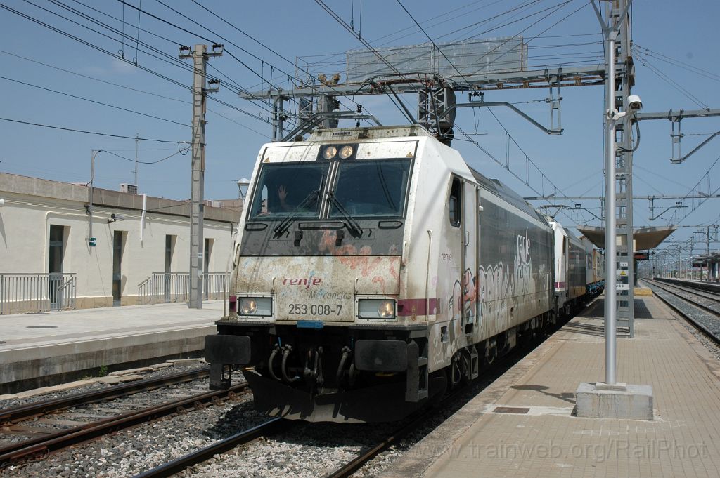 3632-0026-030715.jpg - Renfe 253.008-7 + 253.017-8 / Sant Vicenç de Calders 3.7.2015