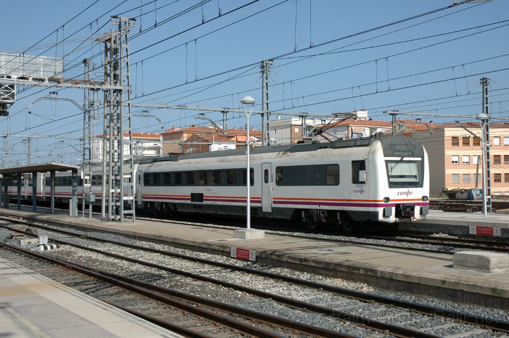 3638-0028-030715.jpg - Renfe 448.013-3 / Sant Vicenç de Calders 3.7.2015