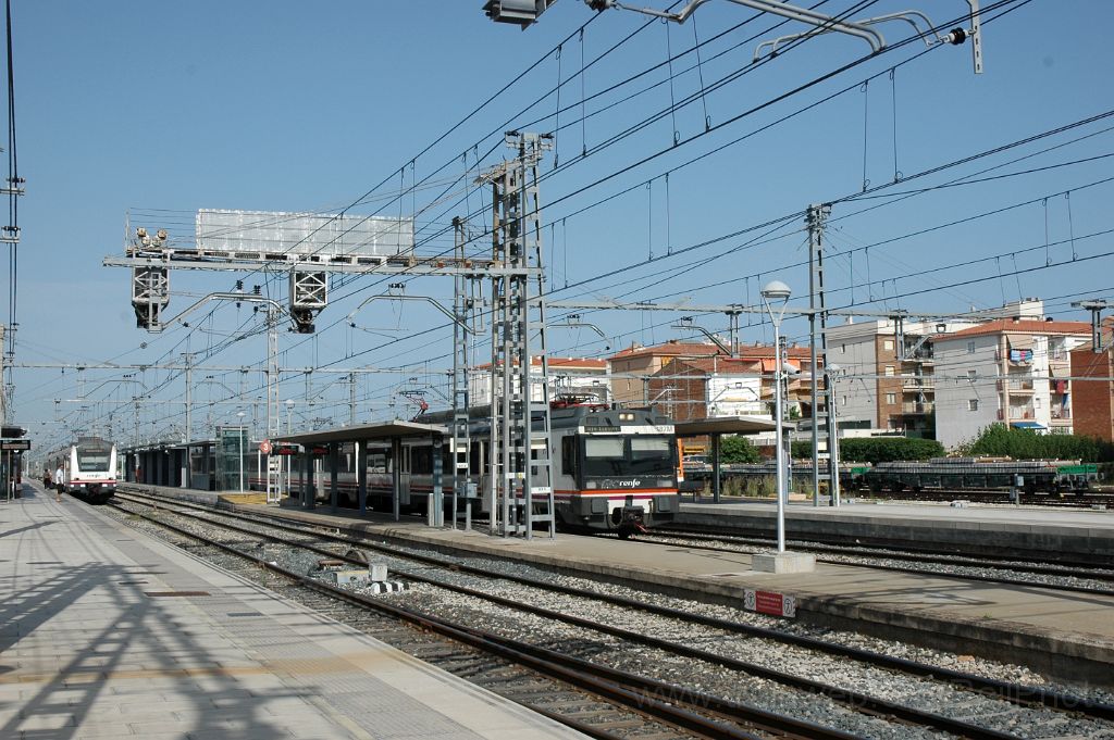 3638-0031-030715.jpg - Renfe 448.006-7 + 470.187-6 / Sant Vicenç de Calders 3.7.2015