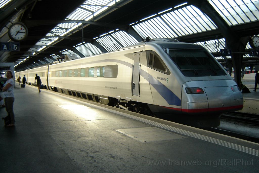 3645-0030-060815.jpg - SBB-CFF ETR 470.009 "Insubrico" / Zürich HB 6.8.2015