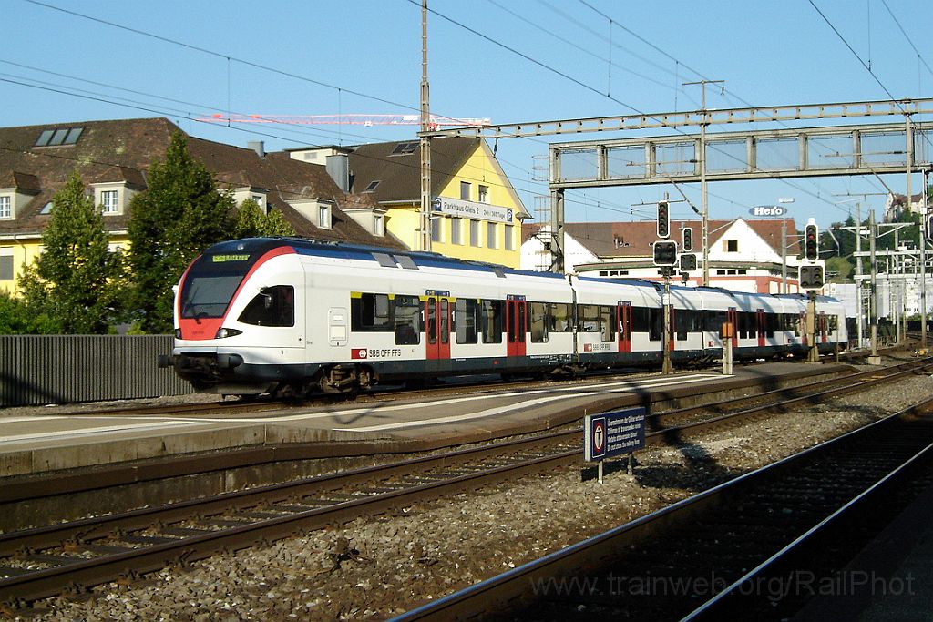 3646-0045-070815.jpg - SBB-CFF RABe 523.036 / Lenzburg 7.8.2015