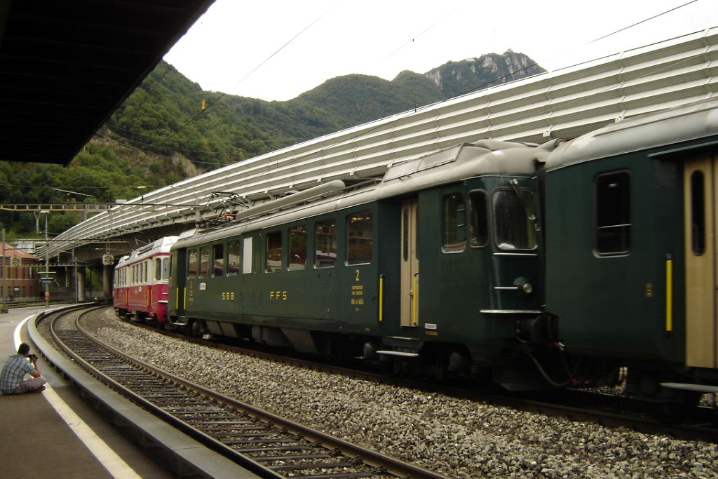 3649-0023-150815.jpg - DSF BDe 4/4 2 + RBe 4/4 1405 / Melide 15.8.2015