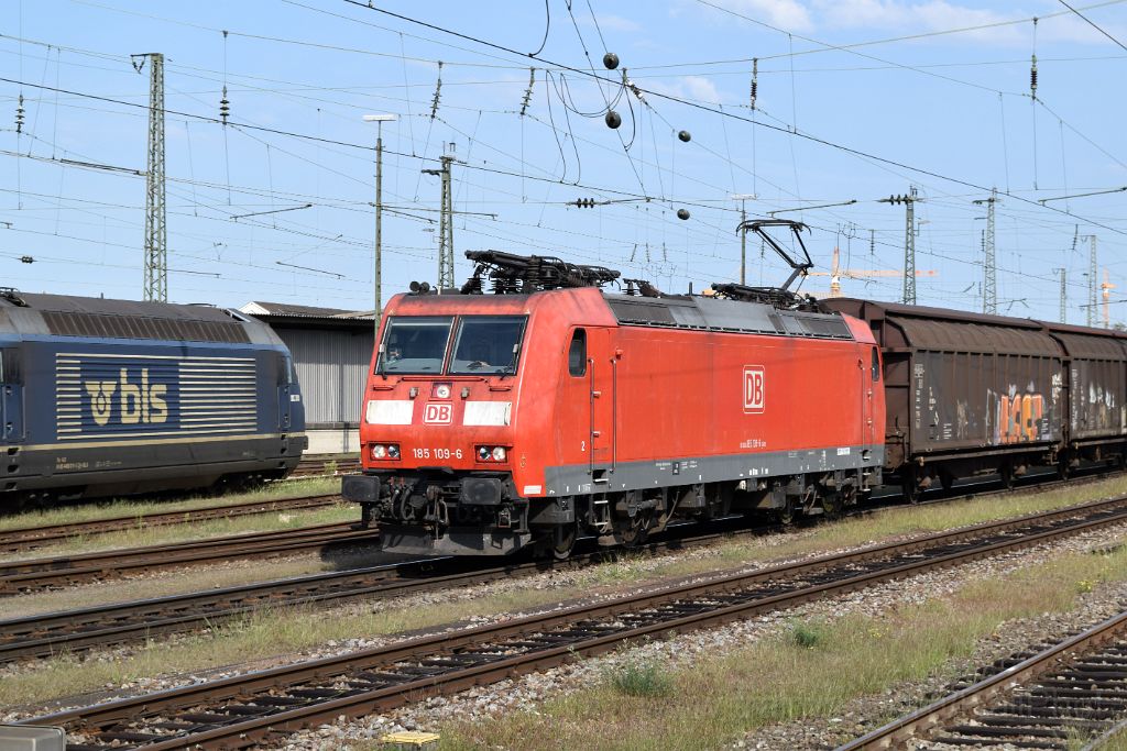 3664-0035-310815.jpg - DBAG 185.109-6 / Basel Badische Bahnhof 31.8.2015