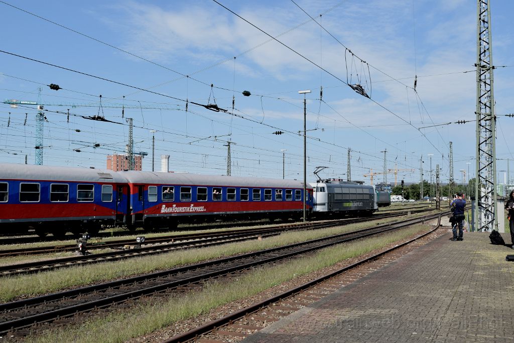 3668-0026-310815.jpg - RADVE 103.222-6 / Basel Badische Bahnhof 31.8.2015