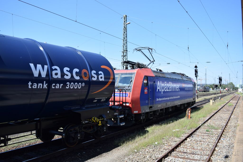 3671-0029-310815.jpg - SBB-CFRF Re 482.026-2 "Alpäzähmer" / Basel Badische Bahnhof 31.8.2015