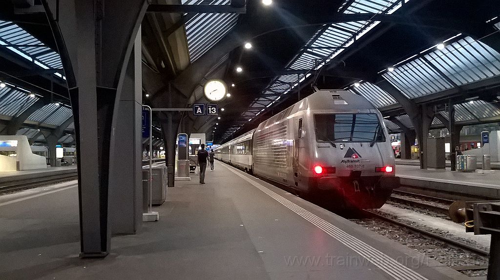 3672-0037-020915.jpg - SBB-CFF Re 460.107-6 "Glärnisch" / Zürich HB 2.9.2015