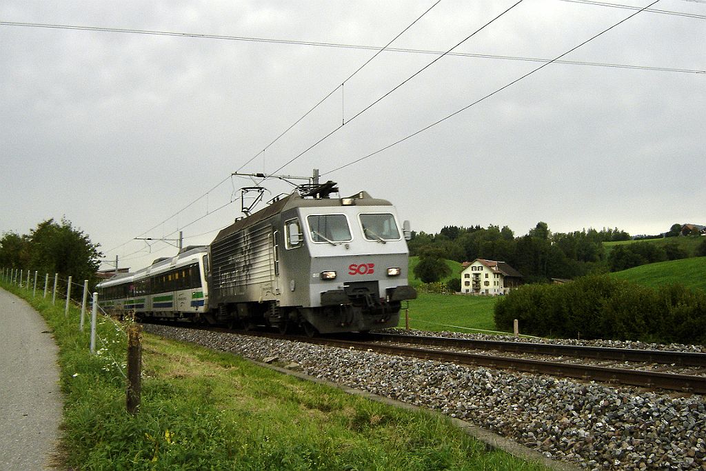 3674-0013-160915.jpg - SOB Re 446.017-6 "Ein Hauch Sehnsucht" / Kaltbrunn 16.9.2015