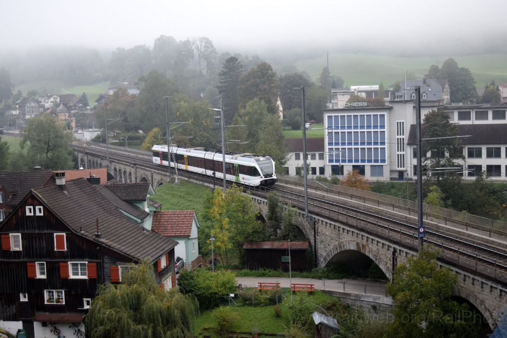 3678-0029-260915.jpg - Thurbo RABe 526.759-6 / Lichtensteig 26.9.2015