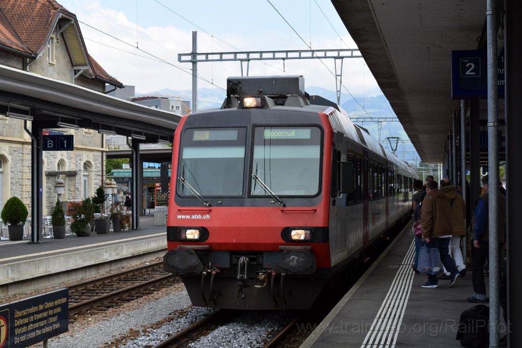 3682-0005-260915.jpg - SBB-CFF ABt 50 85 39-43 845-9 / Uznach 26.9.2015