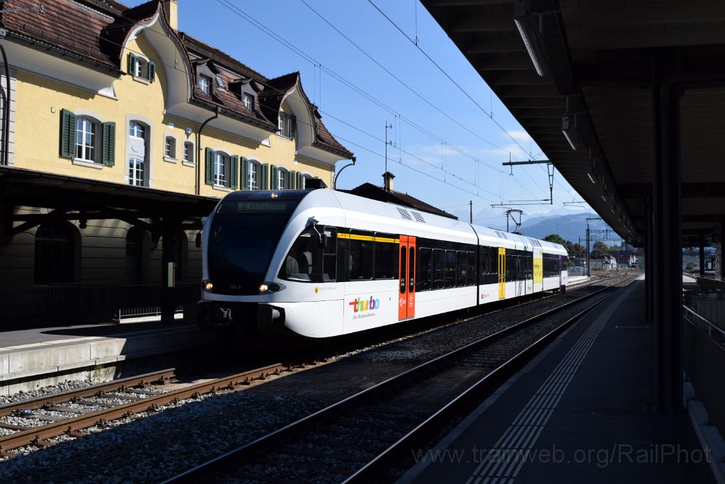 3685-0003-290915.jpg - Thurbo RABe 526.781-0 "Kanton Schaffhausen" / Wattwil 29.9.2015